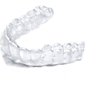 Clear orthodontic retainers