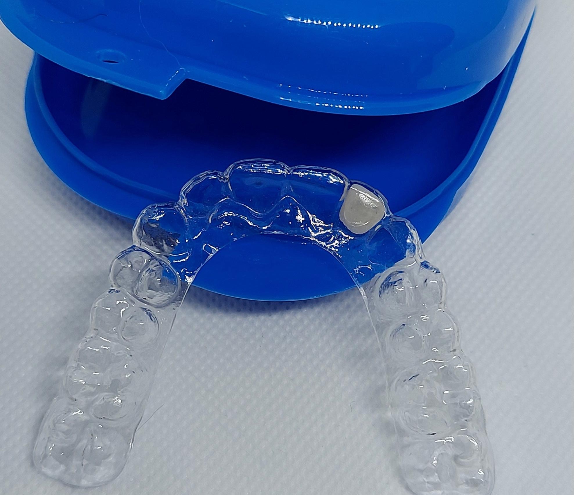 Essix Partial Denture Retainer